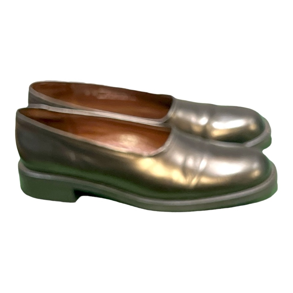 Nickels Women’s Leather Flats Size 9N.
